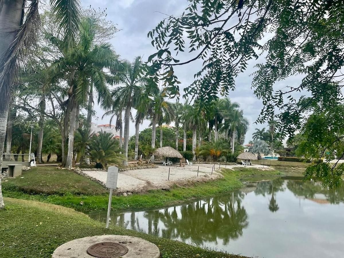 Laguna Club Inspirado En Country Club * Cartagena